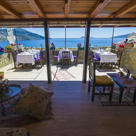 Kalkan Kleo Guesthouse